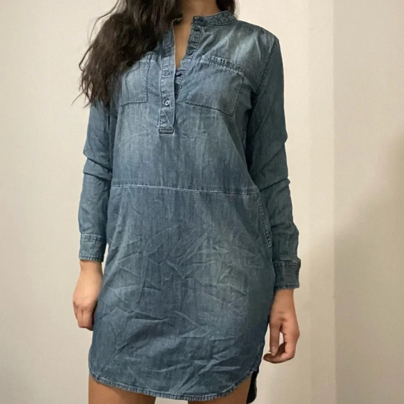 Joe Fresh Dresses & Skirts - ✨ Joe Fresh Blue Jeans Shirt Dress! Woman’s Size Small ✨